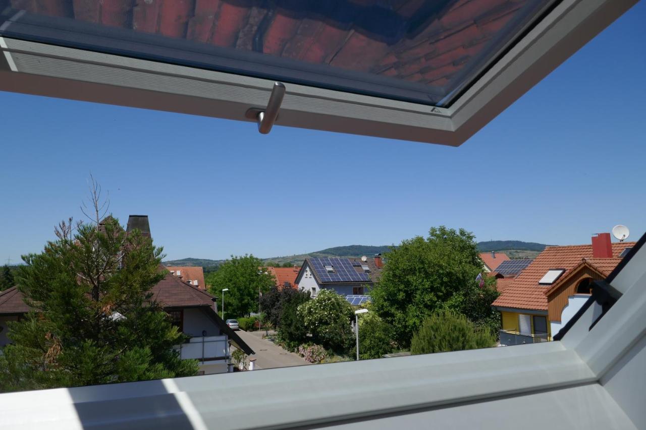 Moderne 2 Zi. - FeWo Weinbergliebe am Tuniberg zwischen Freiburg und Breisach / Frankreich Merdingen Exterior foto